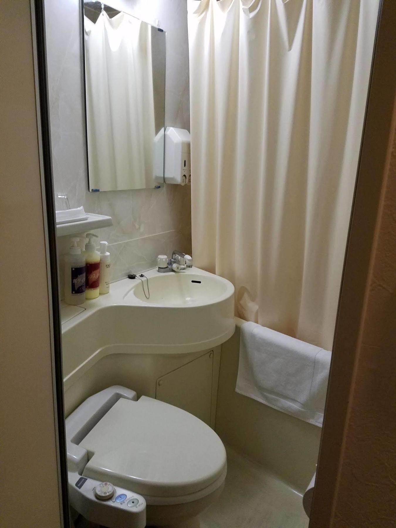 Hotel Crown Hills Kumamoto Ngoại thất bức ảnh